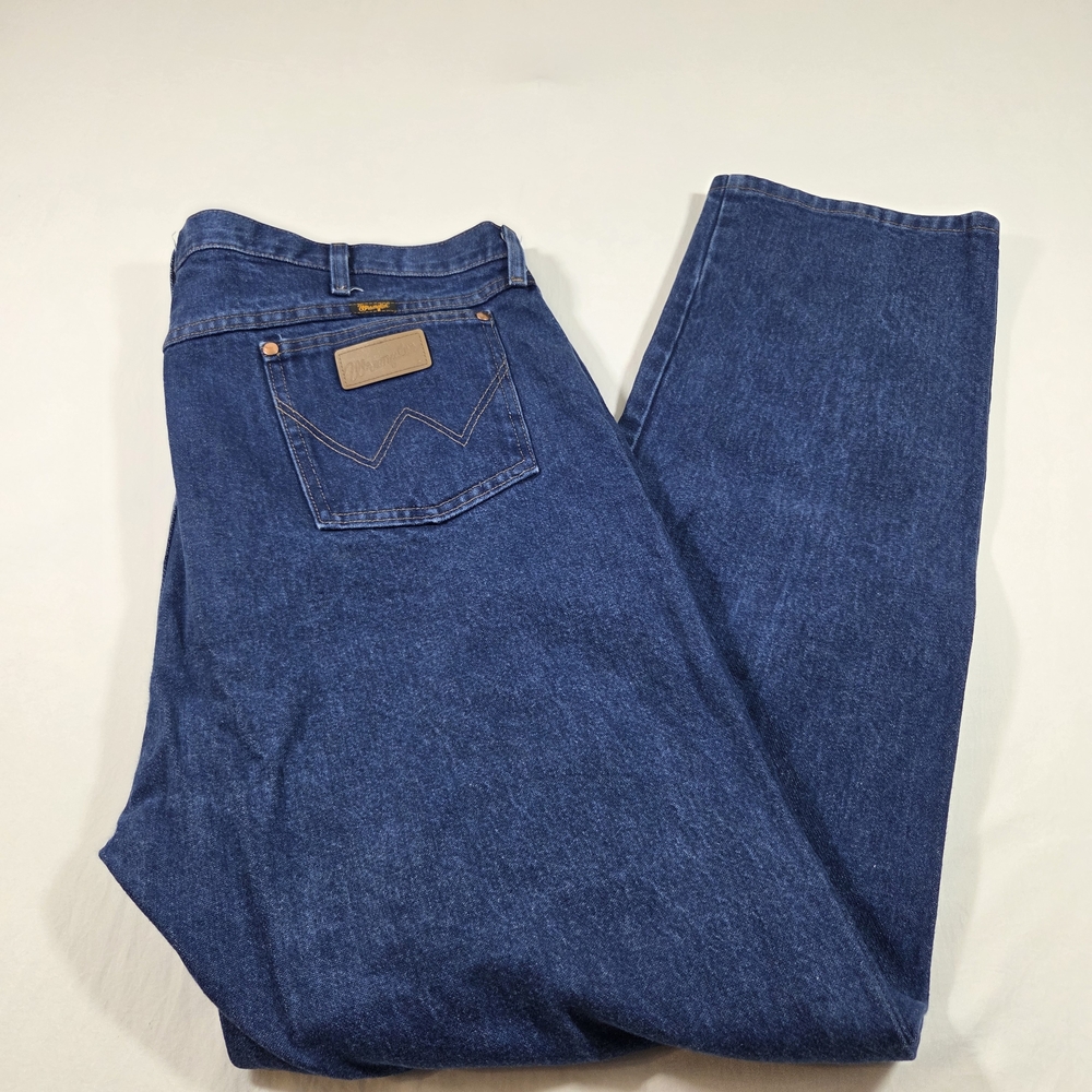 Wrangler Jeans Western Casual Cotton Men's 46- 34 Classic Blue Relaxed Jeans